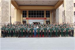 Đoàn sĩ quan Học viện Chỉ huy Tham mưu Indonesia thăm Bộ tư lệnh Quân khu 1